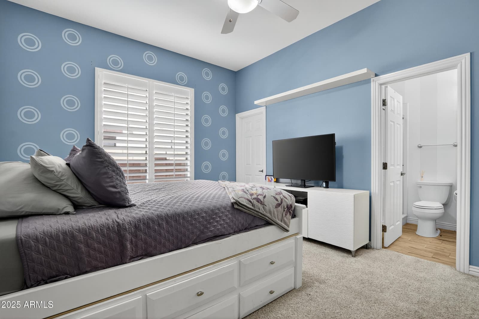 1333 N CLIFFSIDE Drive, Gilbert, AZ 85234 — photo 53 of 98