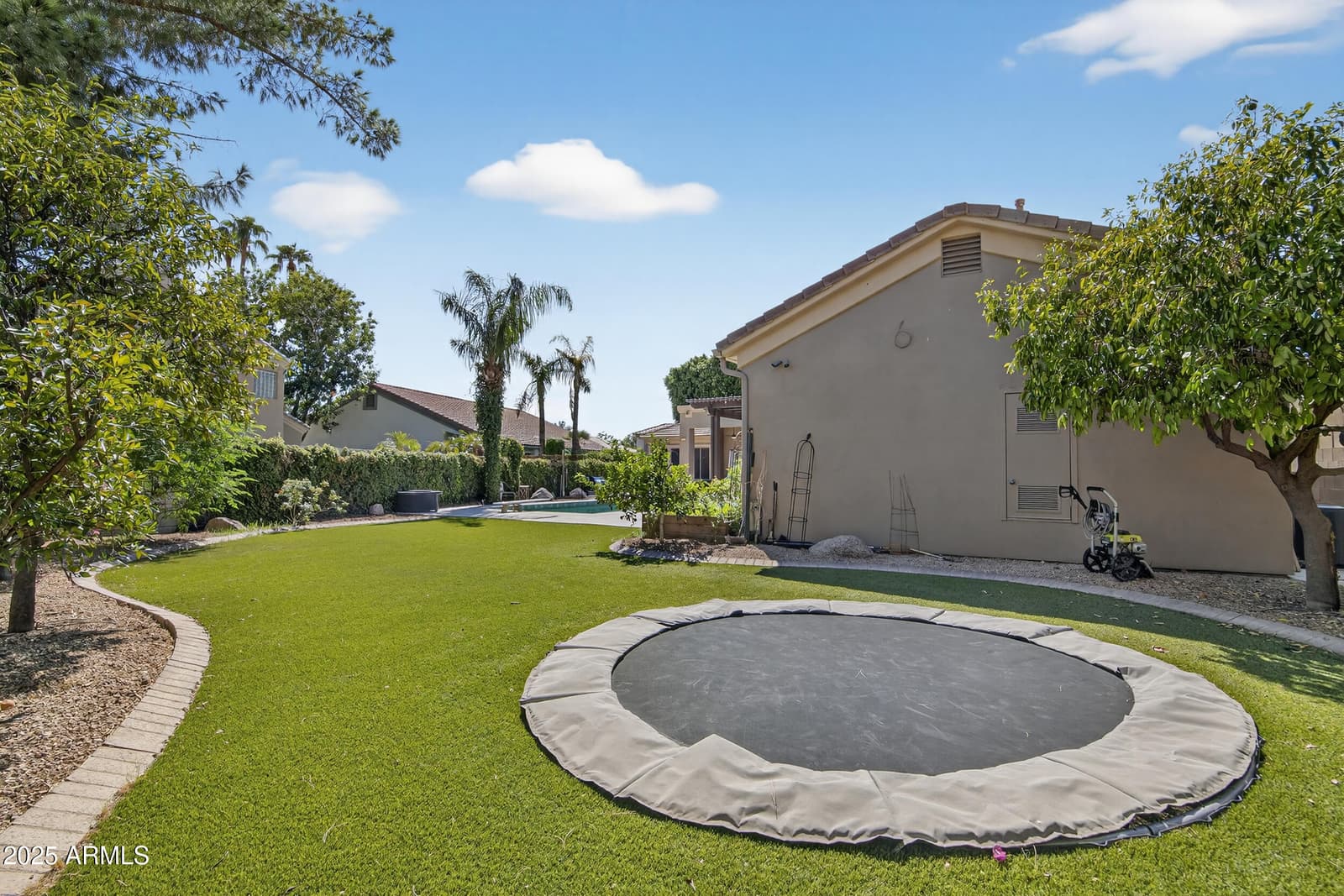 1333 N CLIFFSIDE Drive, Gilbert, AZ 85234 — photo 74 of 98