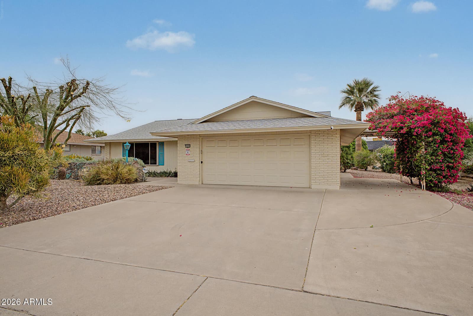 10505 W CAMEO Drive, Sun City, AZ 85351 — photo 2 of 29