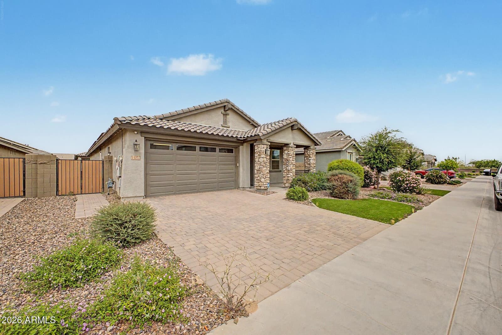 15072 W MCKINLEY Street, Goodyear, AZ 85338 — photo 3 of 33
