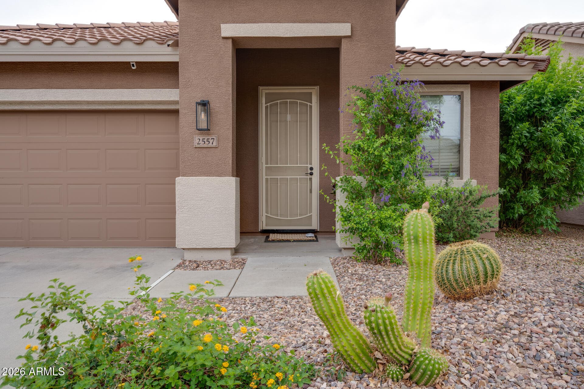 2557 W BISBEE Way, Phoenix, AZ 85086 — photo 2 of 52