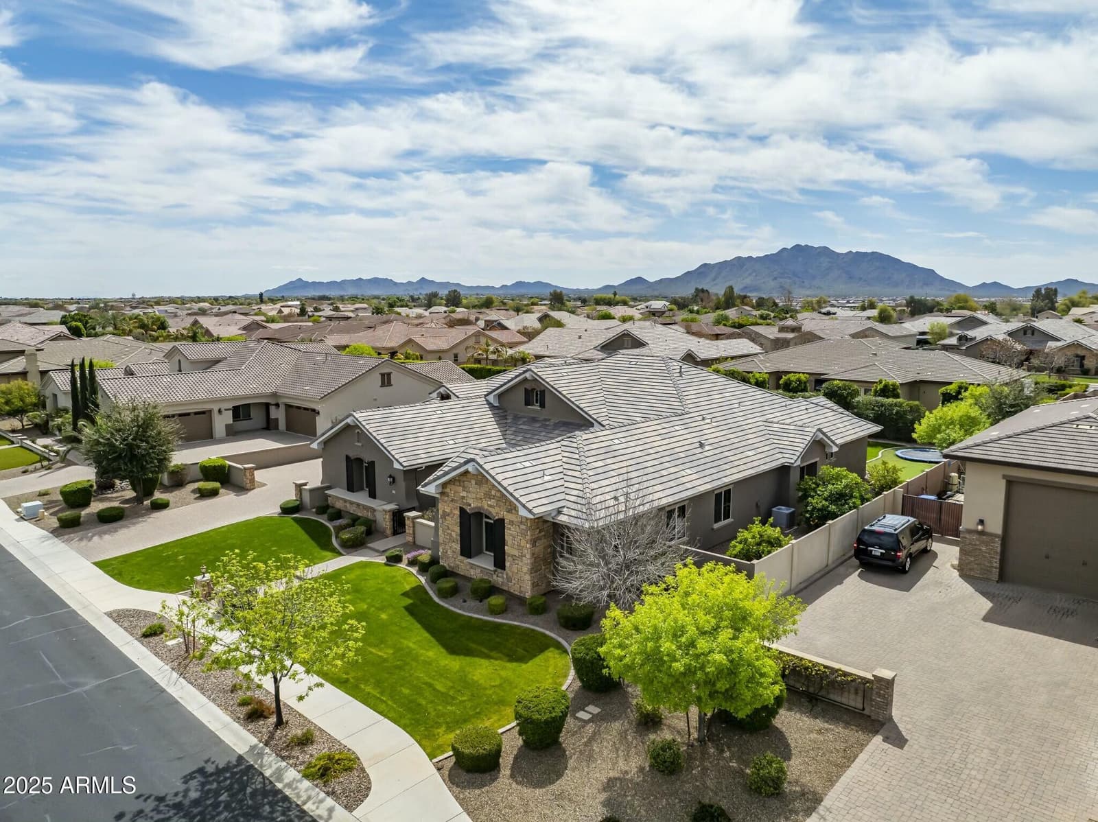 2051 E ARIS Drive, Gilbert, AZ 85298 — photo 36 of 46