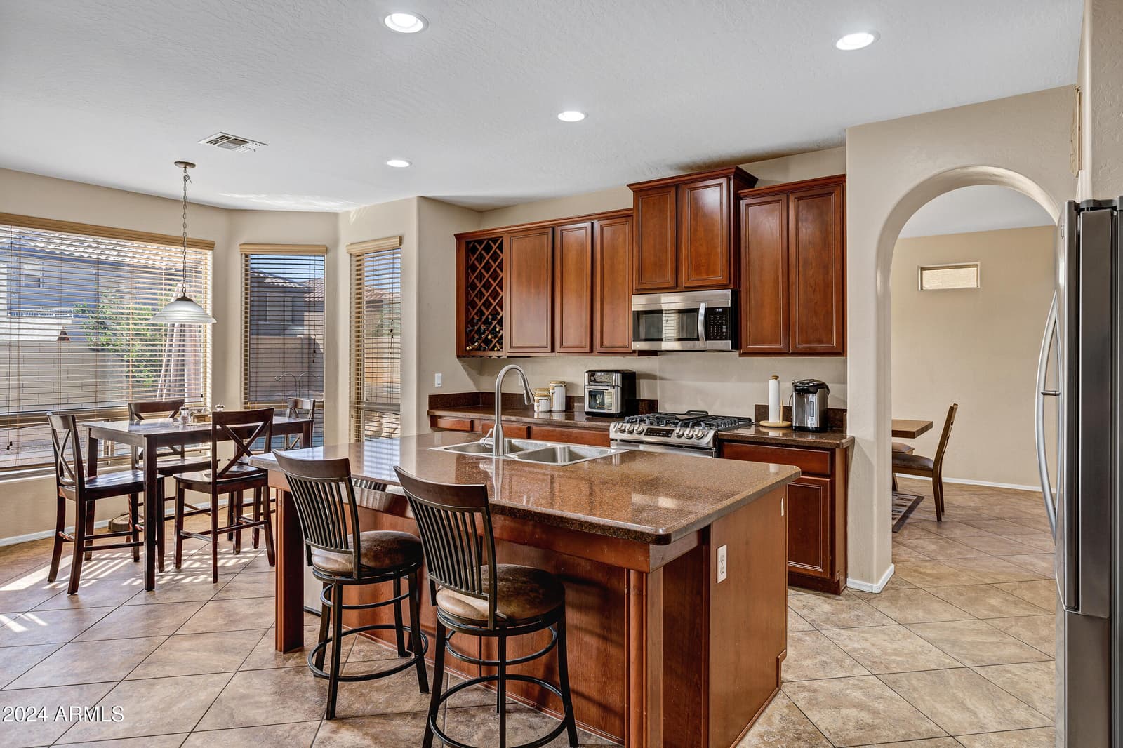 2801 W Silver Fox Way, Phoenix, AZ 85045 — photo 16 of 75