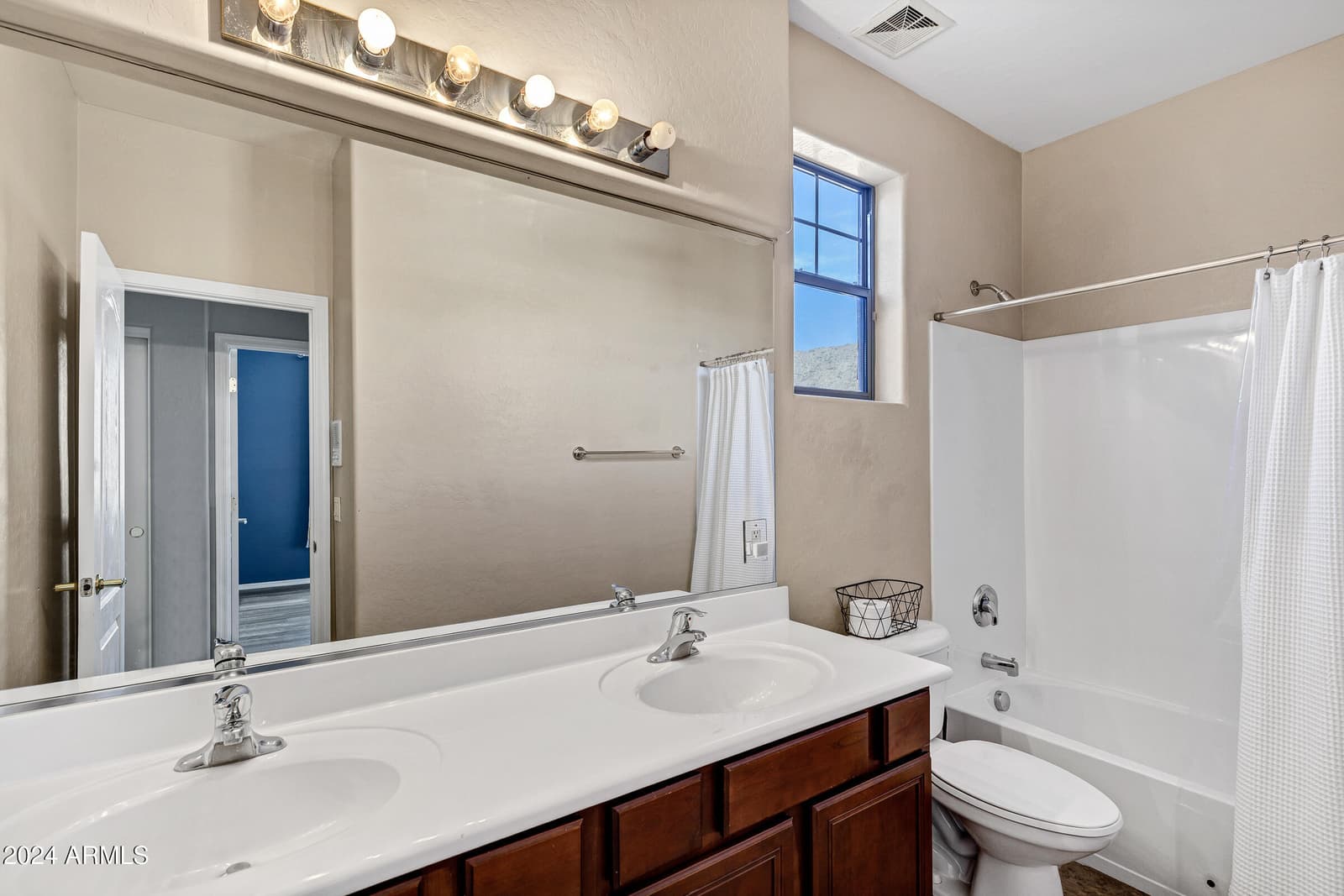 2801 W Silver Fox Way, Phoenix, AZ 85045 — photo 36 of 75