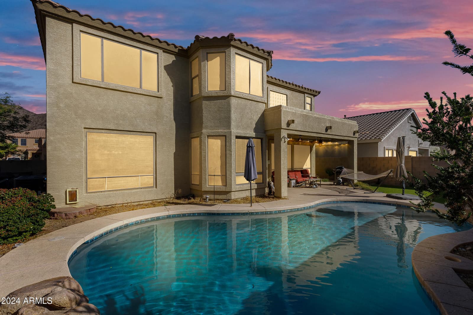 2801 W Silver Fox Way, Phoenix, AZ 85045