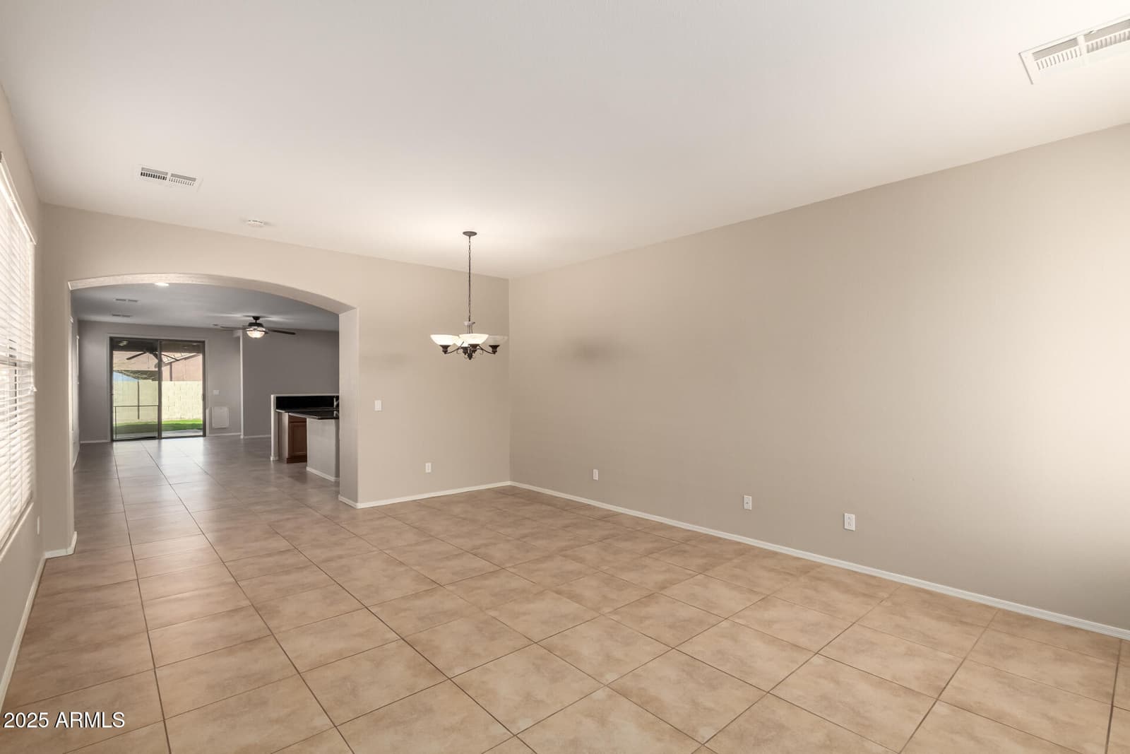 46072 W BARBARA Lane, Maricopa, AZ 85139 — photo 4 of 31