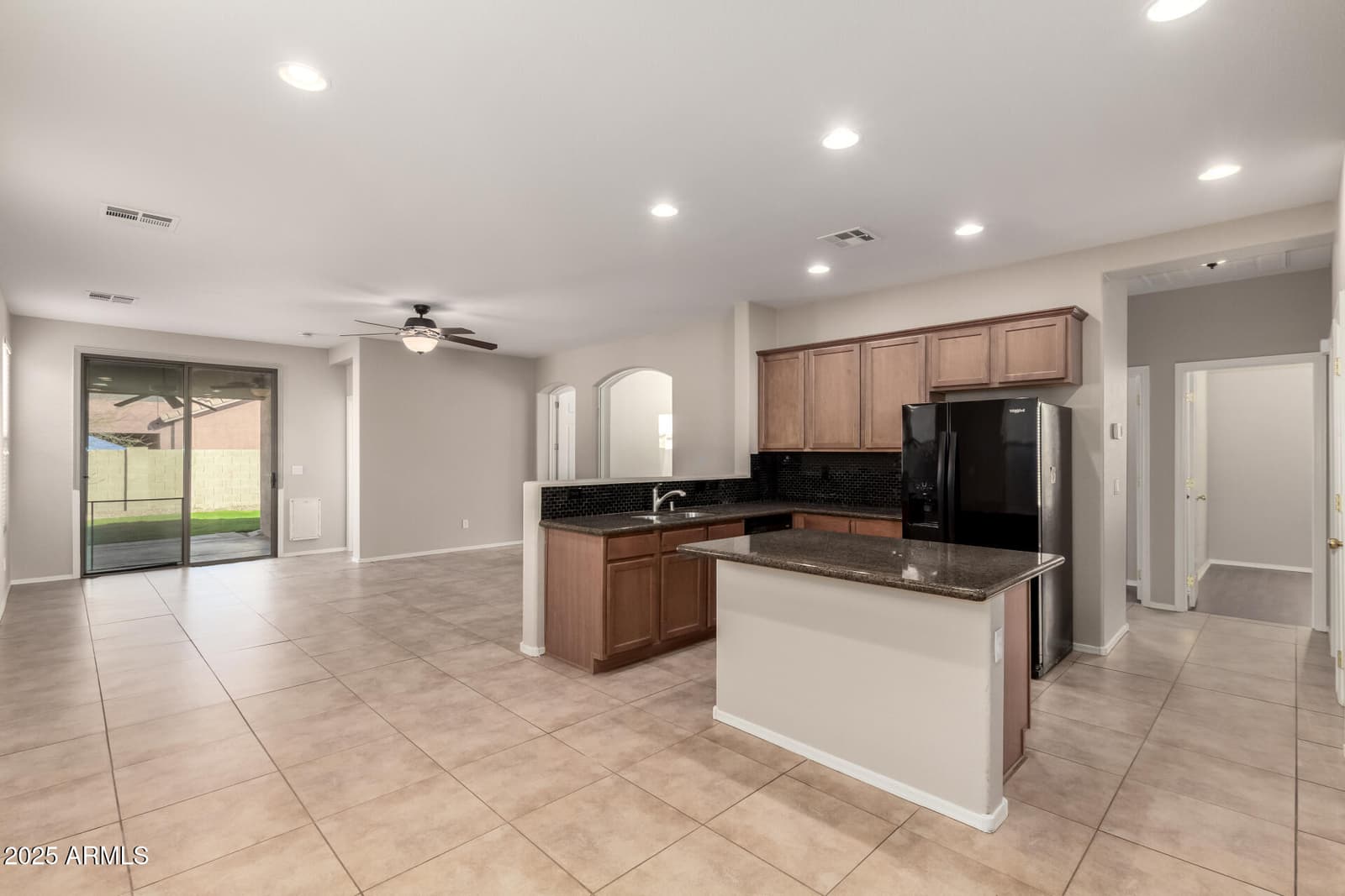 46072 W BARBARA Lane, Maricopa, AZ 85139 — photo 9 of 31