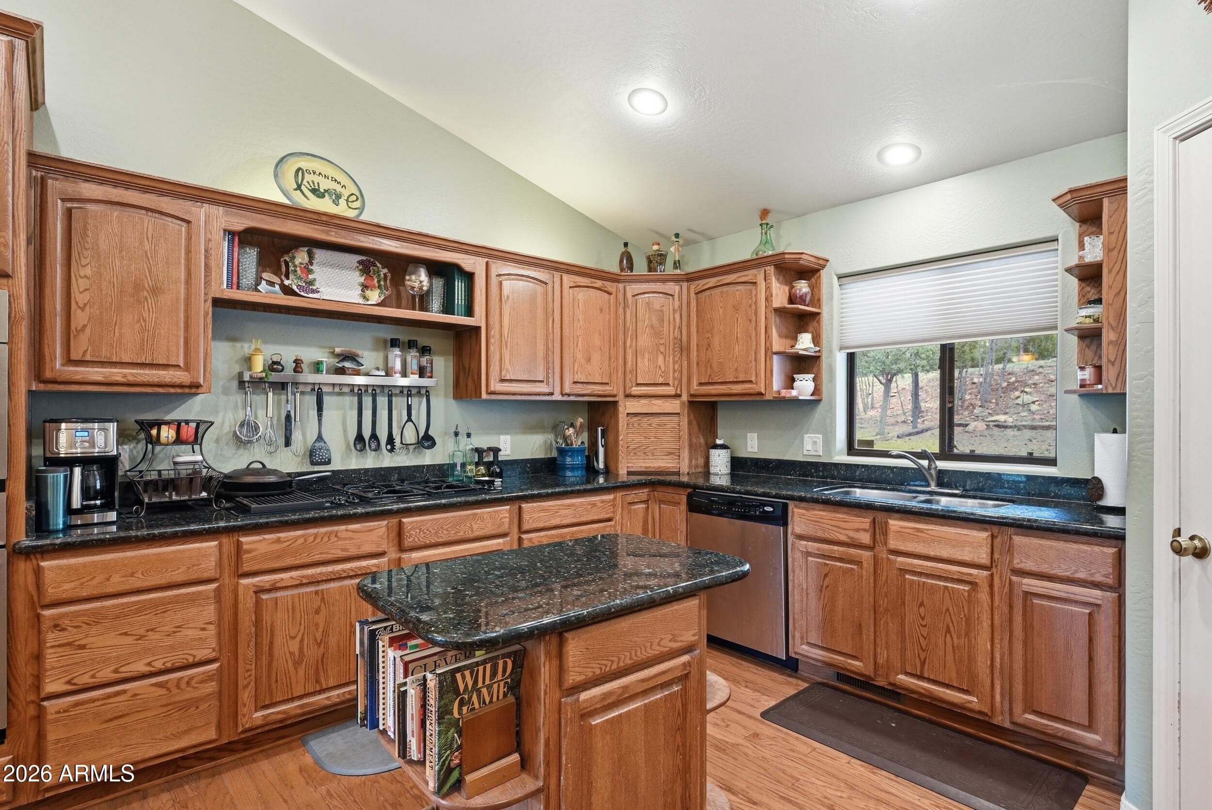 2542 SIOUX Lane, Happy Jack, AZ 86024 — photo 13 of 47