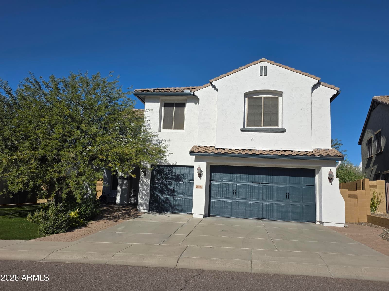 2012 W CHIMNEY ROCK Road, Phoenix, AZ 85085 — photo 2 of 62