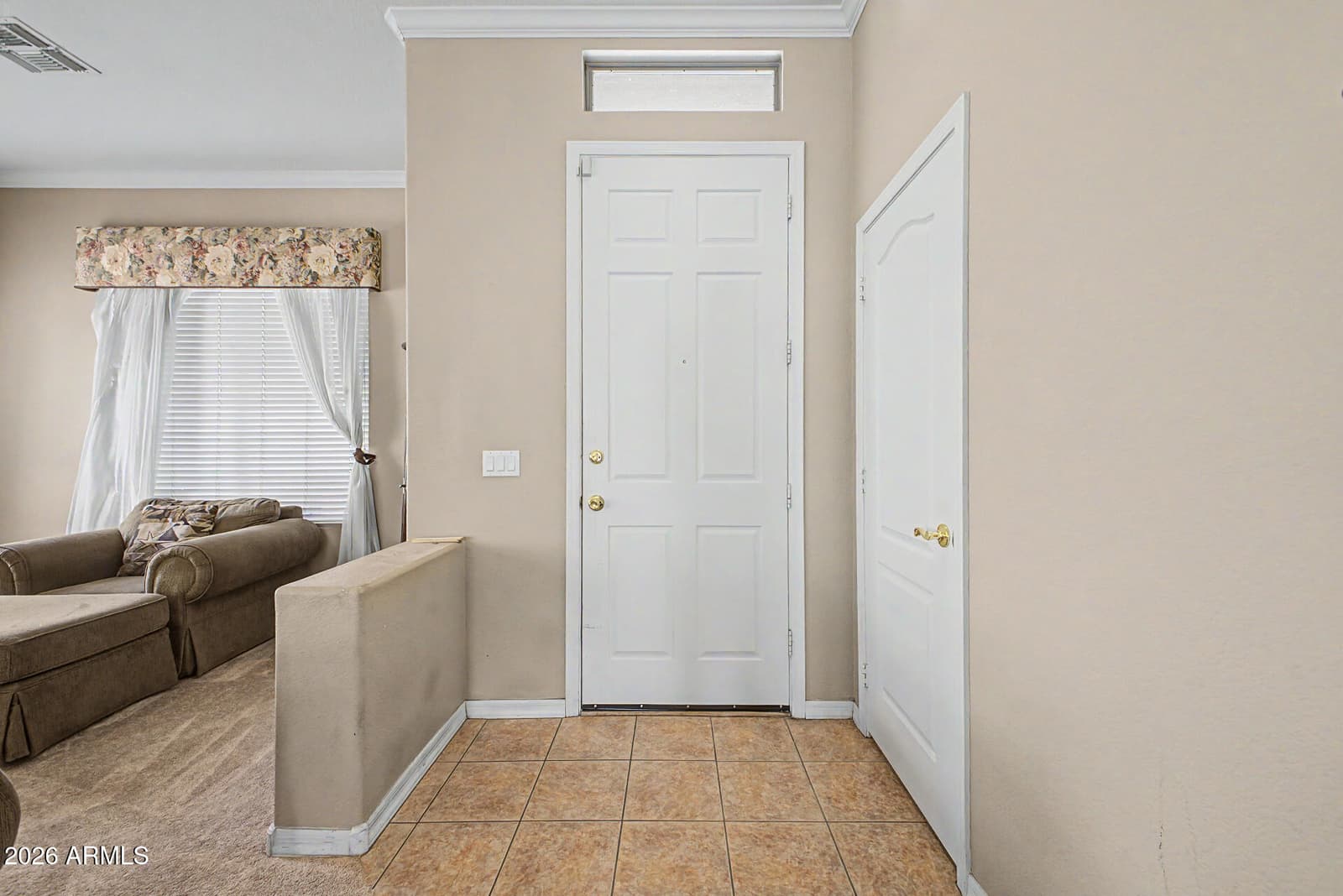 4394 S STRONG BOX Road, Gold Canyon, AZ 85118 — photo 5 of 33