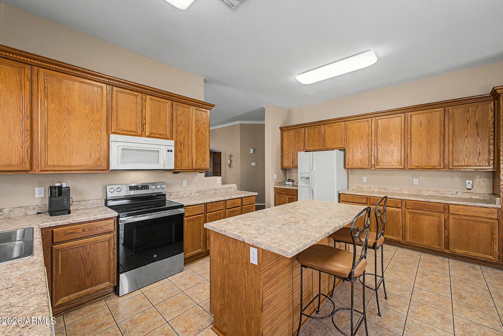 4394 S STRONG BOX Road, Gold Canyon, AZ 85118 — photo 15 of 33
