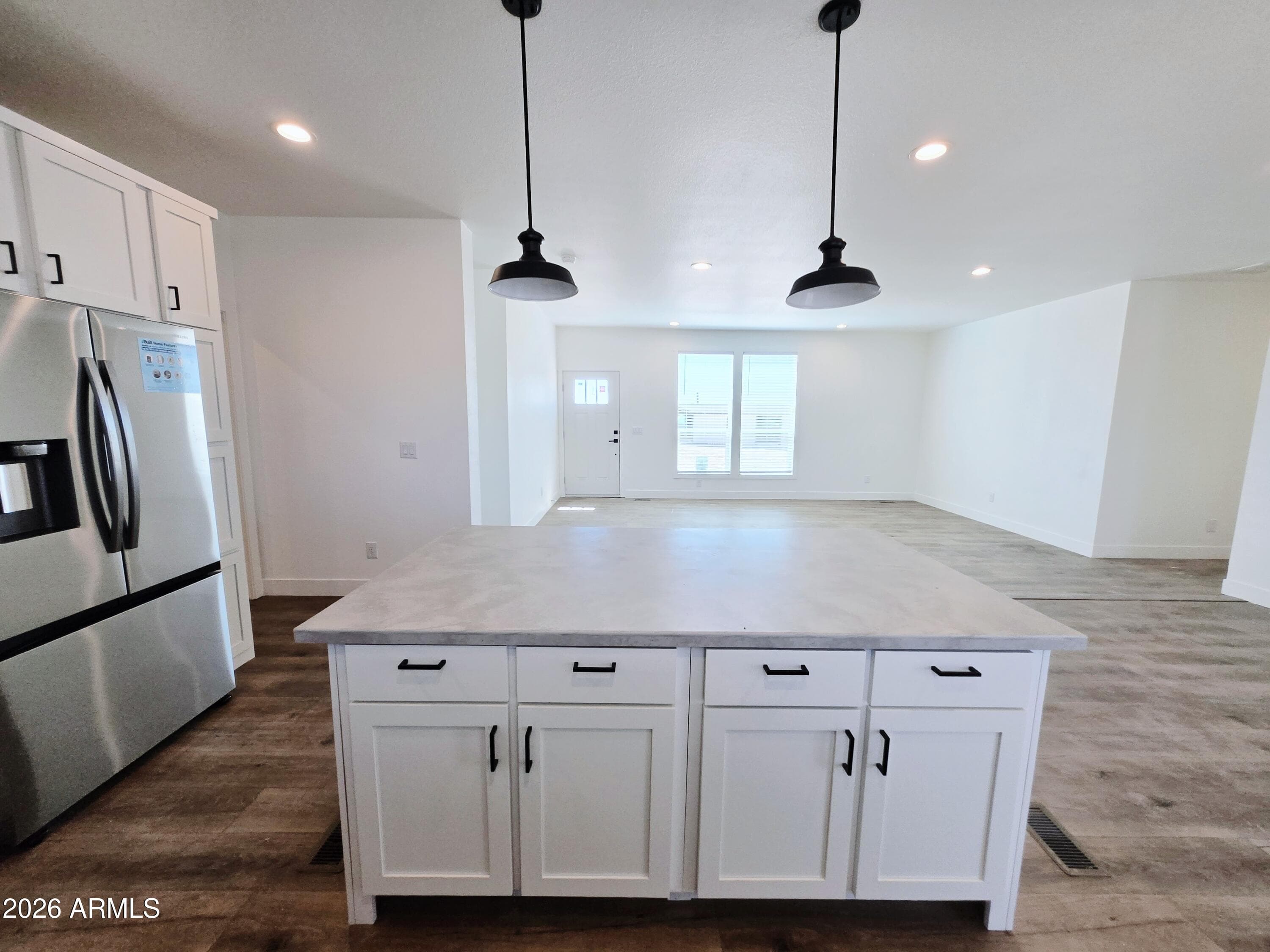 33016 W Cambridge Avenue, Tonopah, AZ 85354 — photo 11 of 37