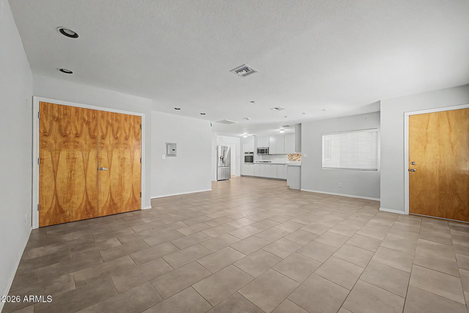 3907 E MULBERRY Drive, Phoenix, AZ 85018 — photo 6 of 46