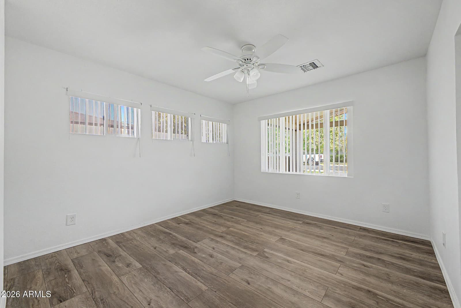 3907 E MULBERRY Drive, Phoenix, AZ 85018 — photo 13 of 46