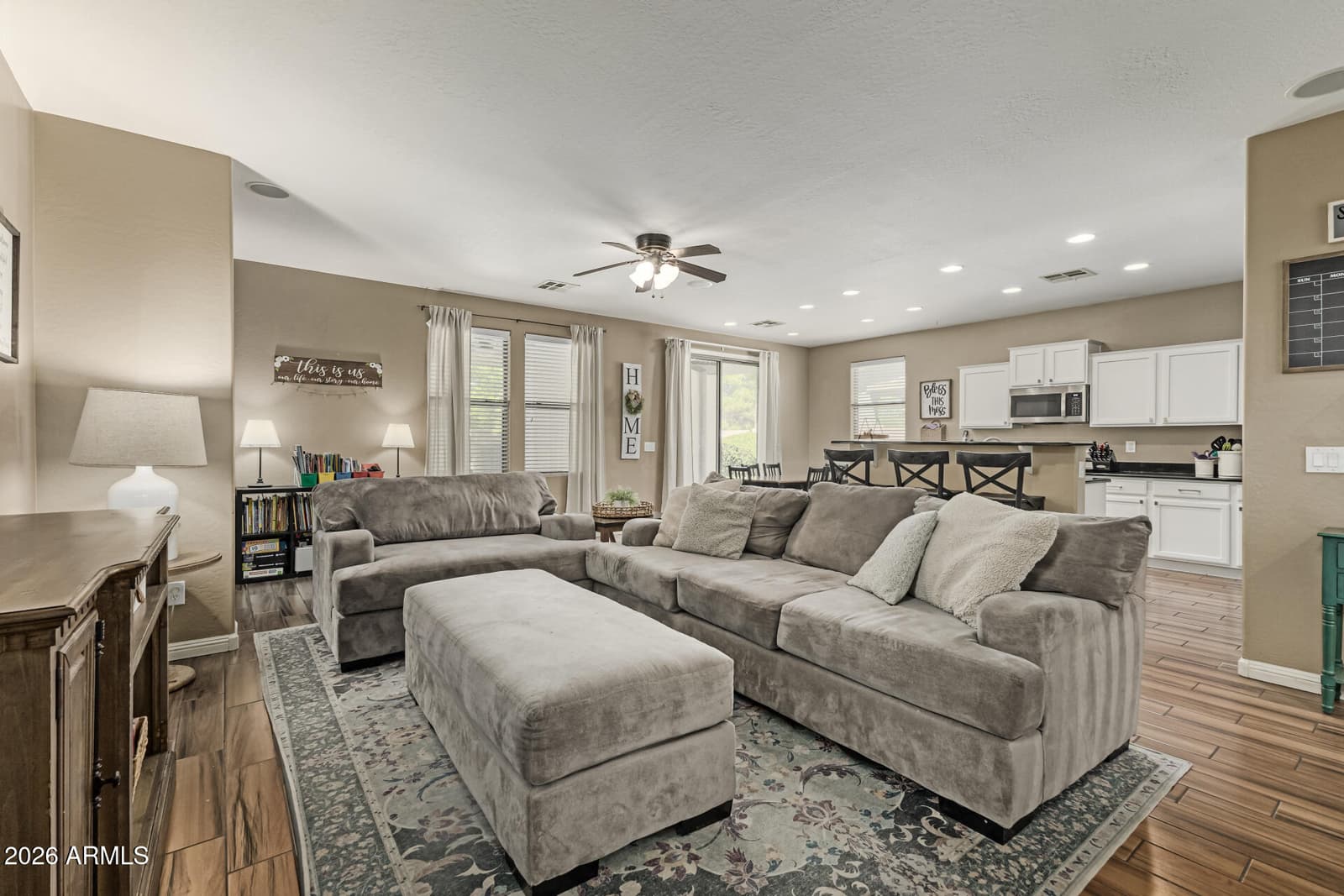 4730 S TWINLEAF Drive, Gilbert, AZ 85297 — photo 16 of 48