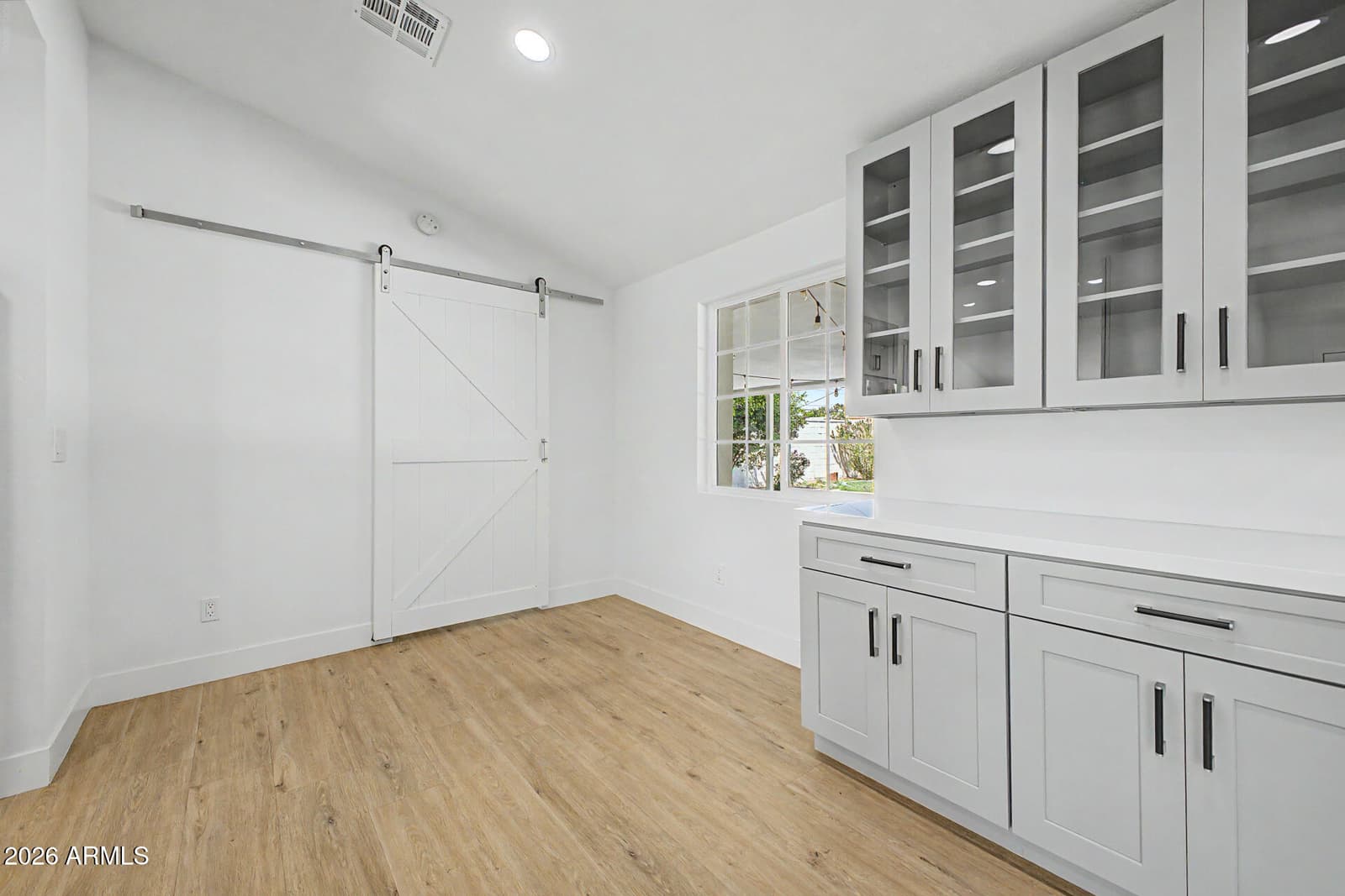 702 W Rose Lane, Phoenix, AZ 85013 — photo 14 of 39