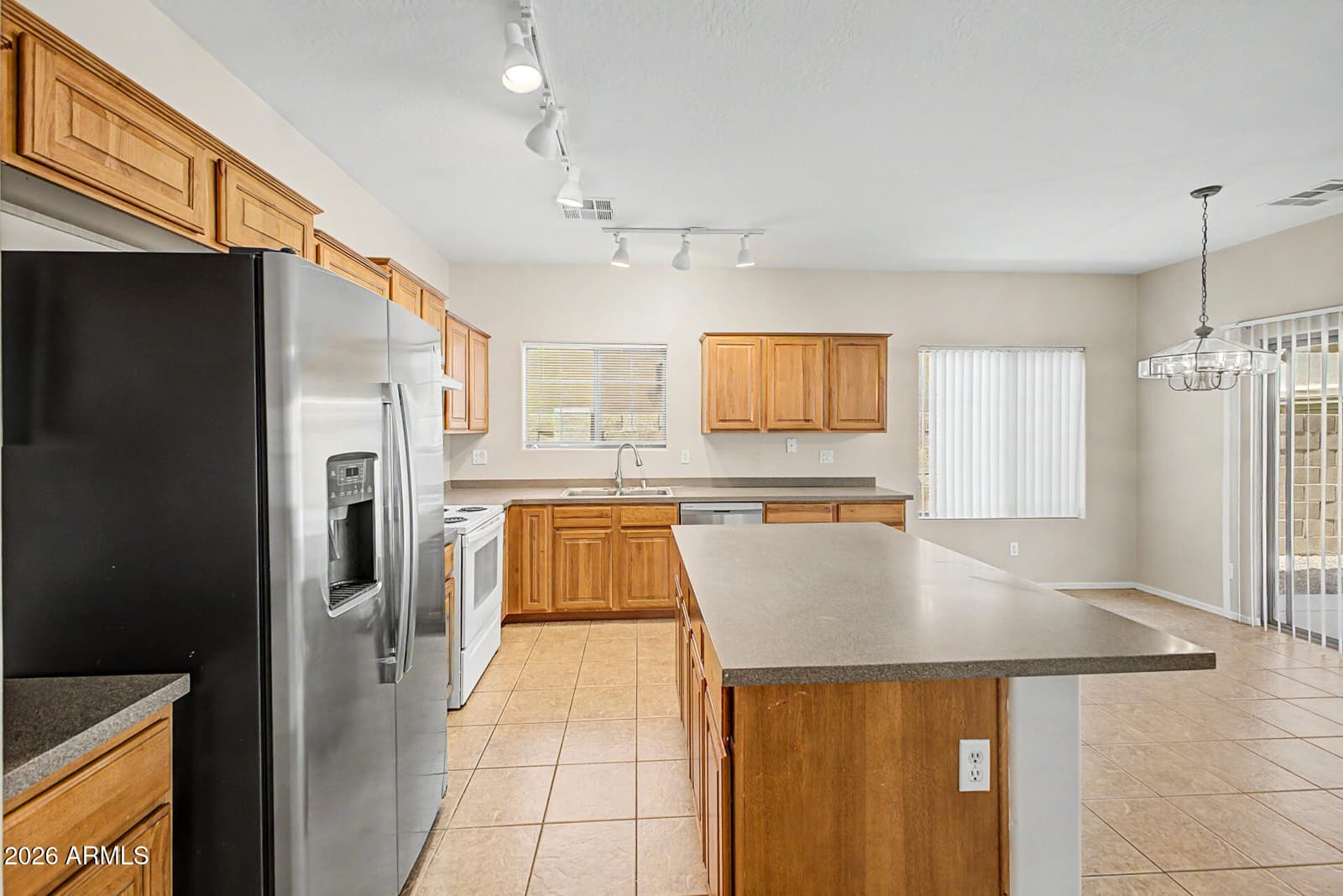 952 E BLUE SPRUCE Lane, Gilbert, AZ 85298 — photo 14 of 39