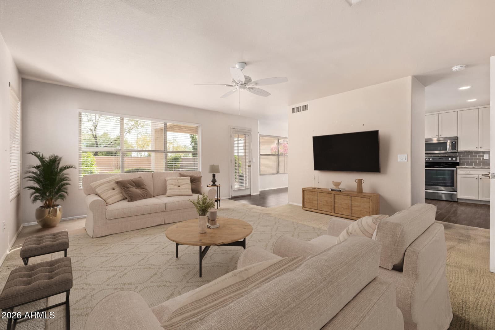 4631 E LONE CACTUS Drive, Phoenix, AZ 85050 — photo 8 of 41