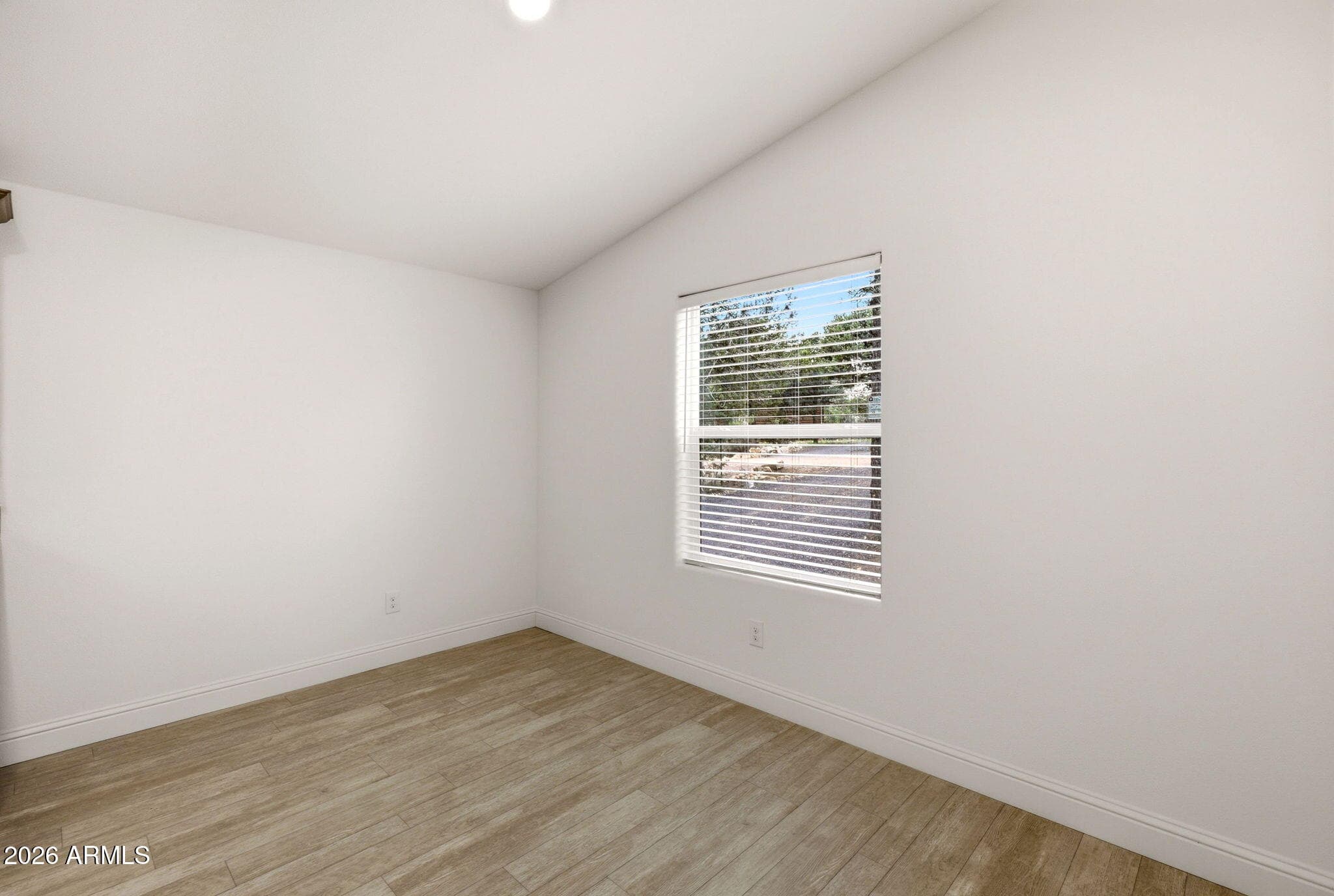3515 BROKEN ARROW Road, Overgaard, AZ 85933 — photo 10 of 22