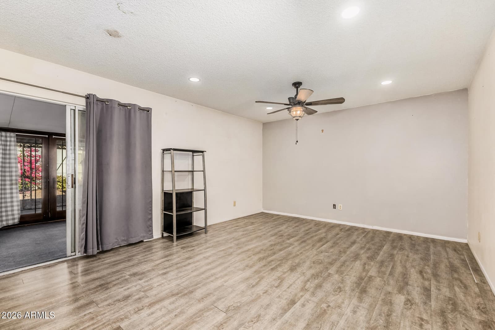 1161 S OCOTILLO Drive, Apache Junction, AZ 85120 — photo 8 of 23