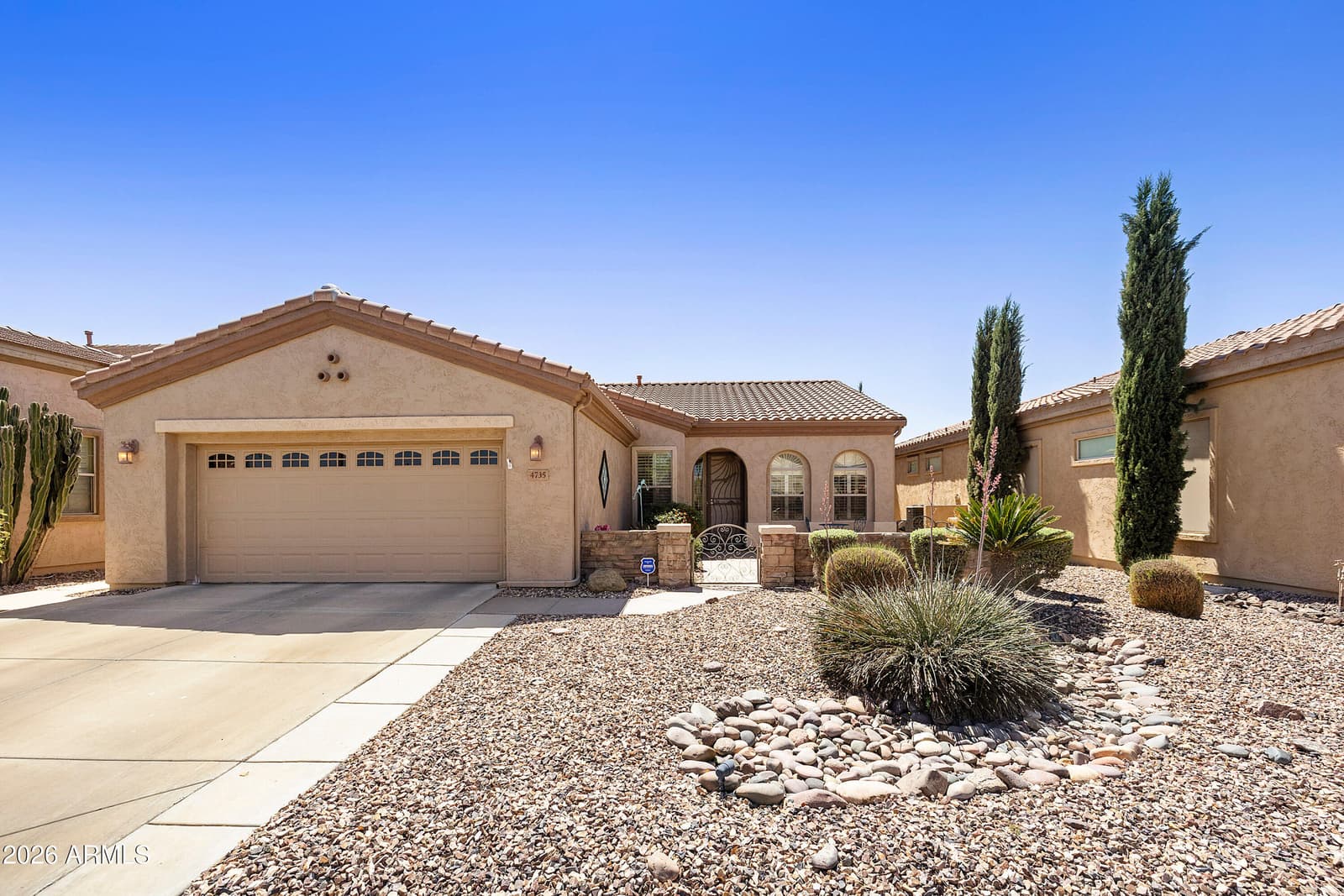 4735 E SOURWOOD Drive, Gilbert, AZ 85298 — photo 4 of 70