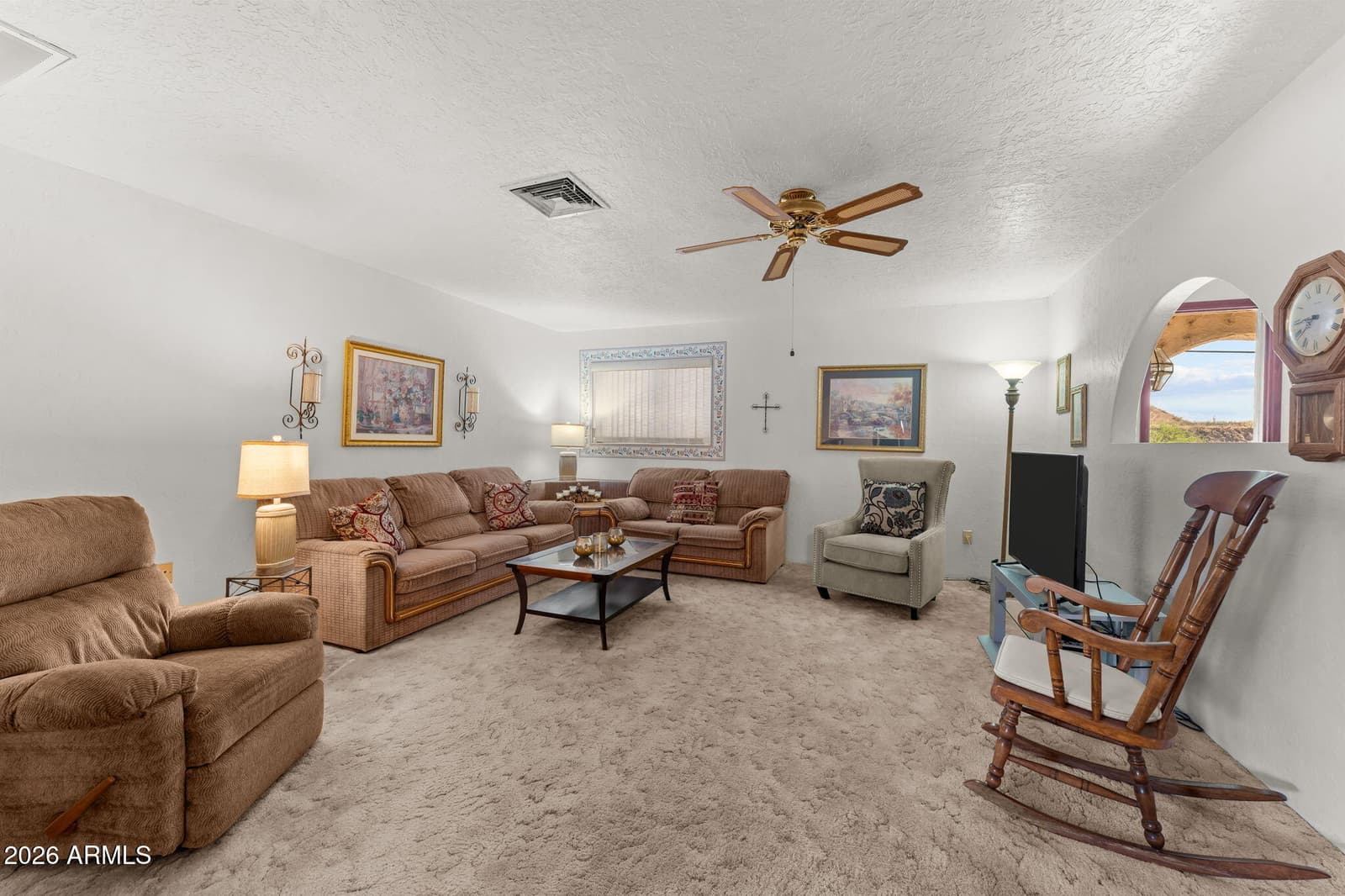 550 E BASS Road, Wickenburg, AZ 85390 — photo 6 of 27