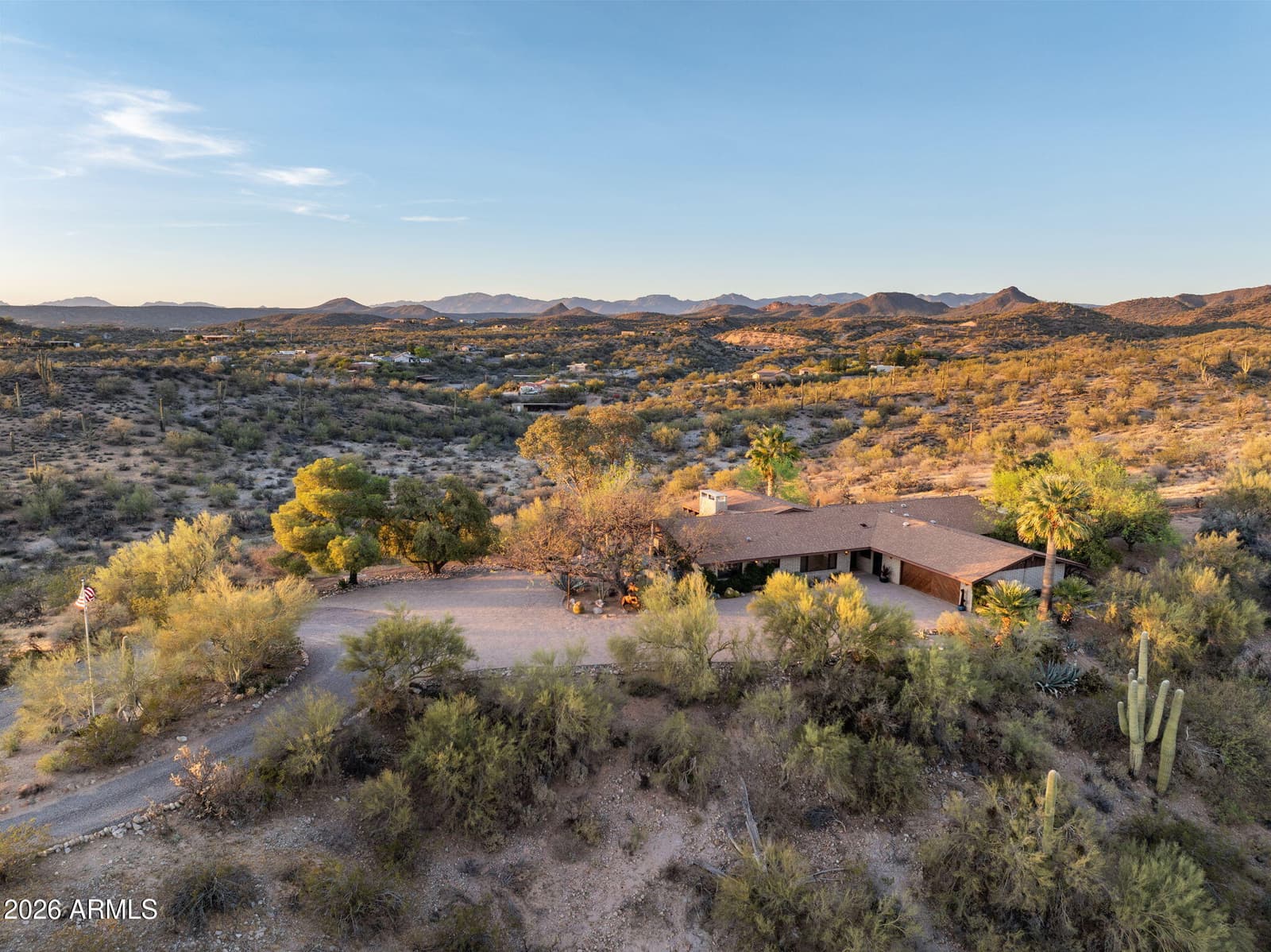 1125 N MUSTANG Trail, Wickenburg, AZ 85390 — photo 31 of 59