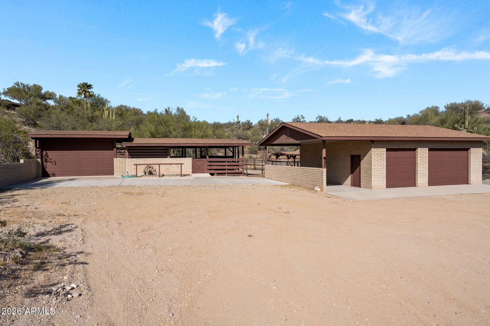1125 N MUSTANG Trail, Wickenburg, AZ 85390 — photo 34 of 59