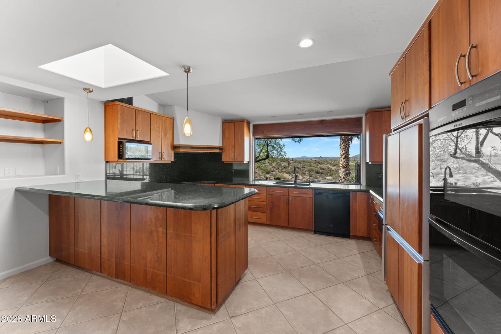 1125 N MUSTANG Trail, Wickenburg, AZ 85390 — photo 13 of 59