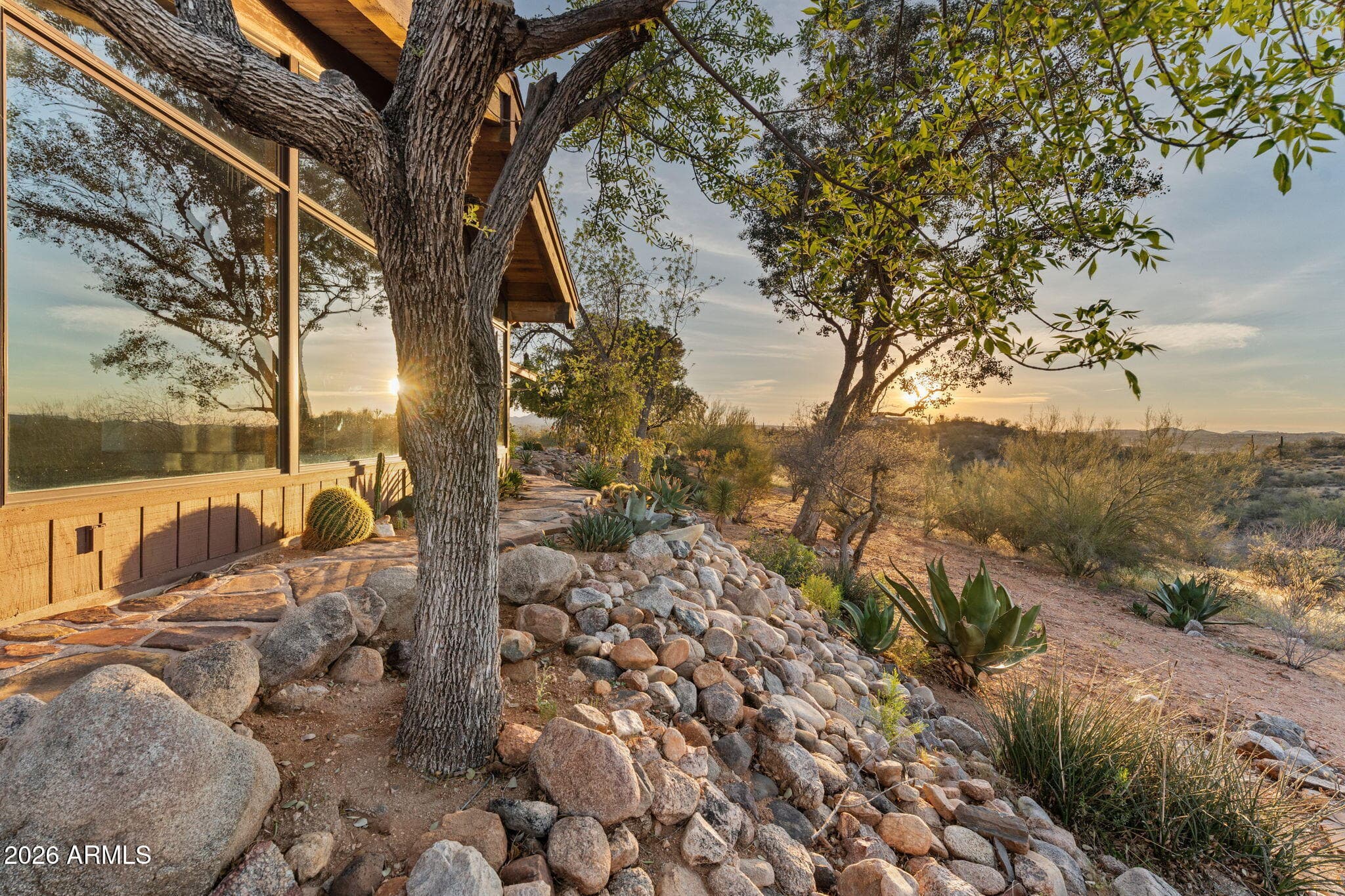 1125 N MUSTANG Trail, Wickenburg, AZ 85390 — photo 43 of 59