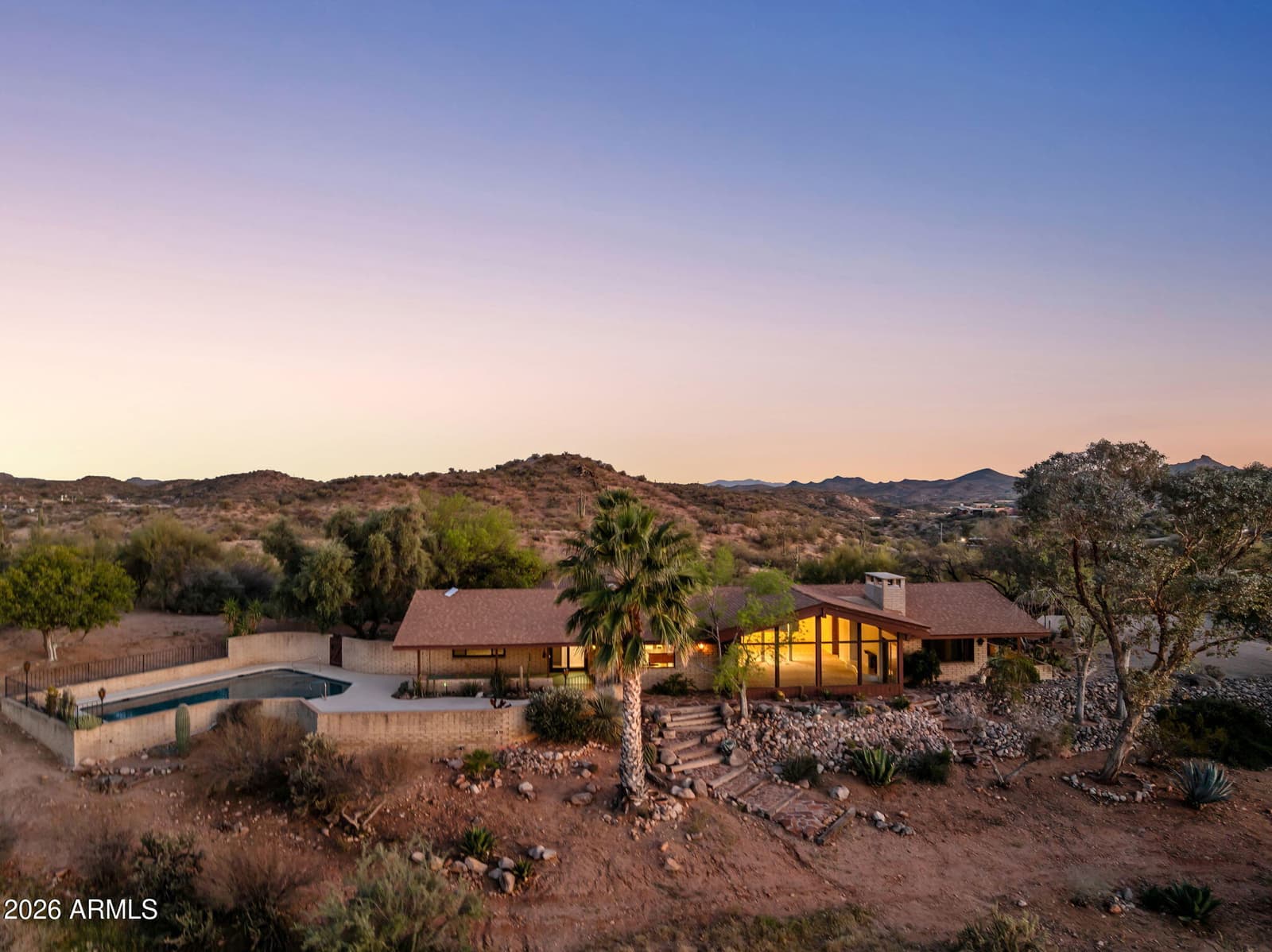 1125 N MUSTANG Trail, Wickenburg, AZ 85390 — photo 6 of 59