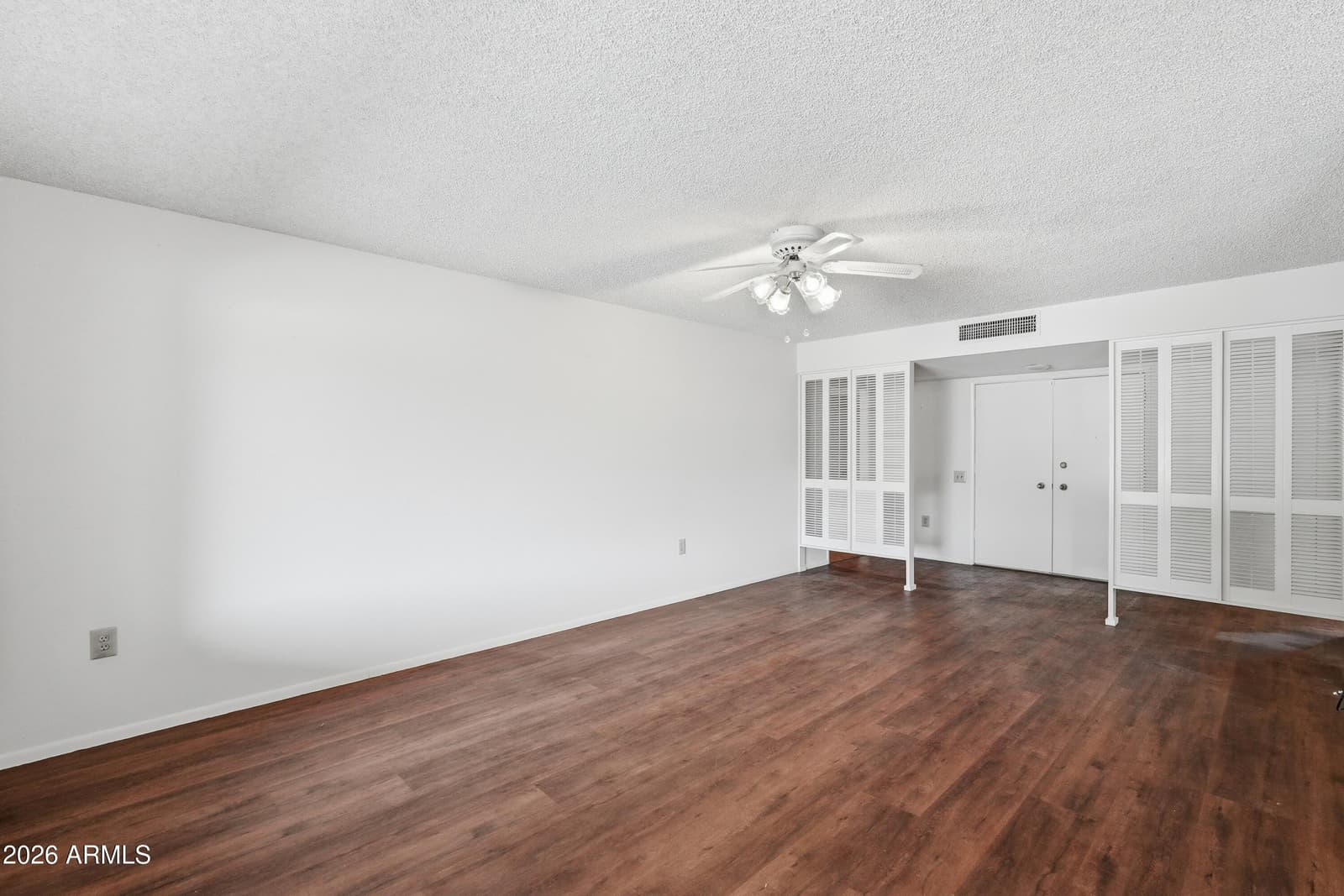 9633 W CAMPANA Drive, Sun City, AZ 85351 — photo 8 of 37