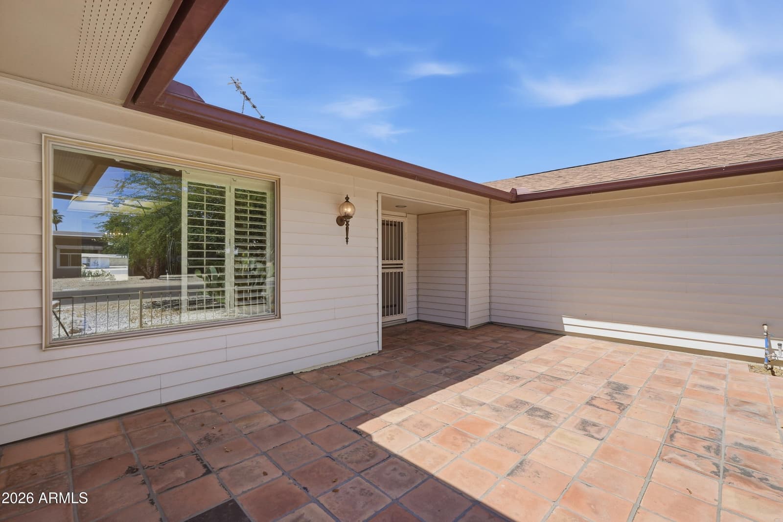 9633 W CAMPANA Drive, Sun City, AZ 85351 — photo 4 of 37
