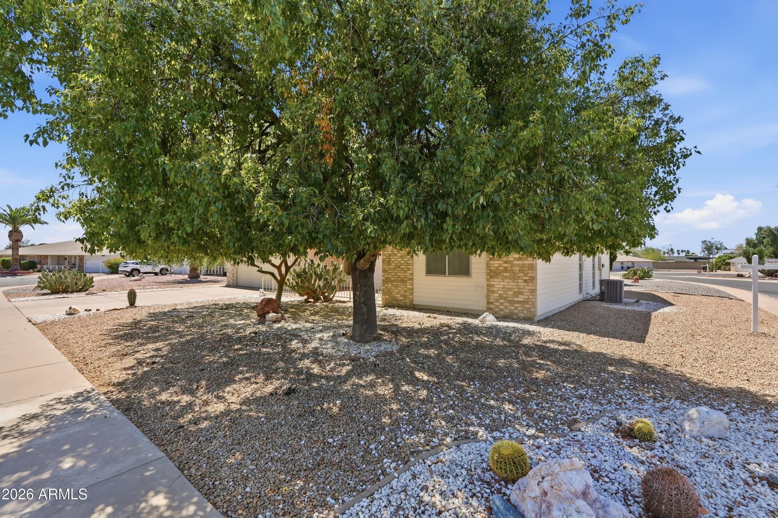9633 W CAMPANA Drive, Sun City, AZ 85351 — photo 3 of 37