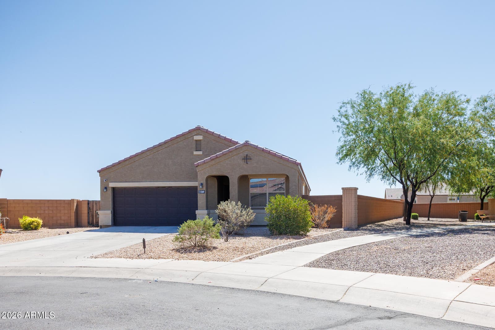 1269 E DENVIL Drive, Casa Grande, AZ 85122 — photo 4 of 40