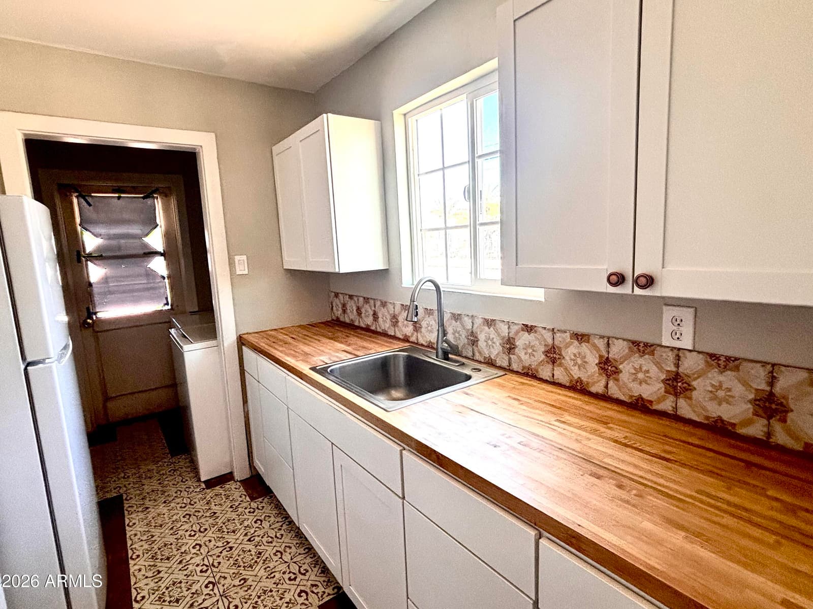 200 E 1ST Avenue, Ajo, AZ 85321 — photo 6 of 14