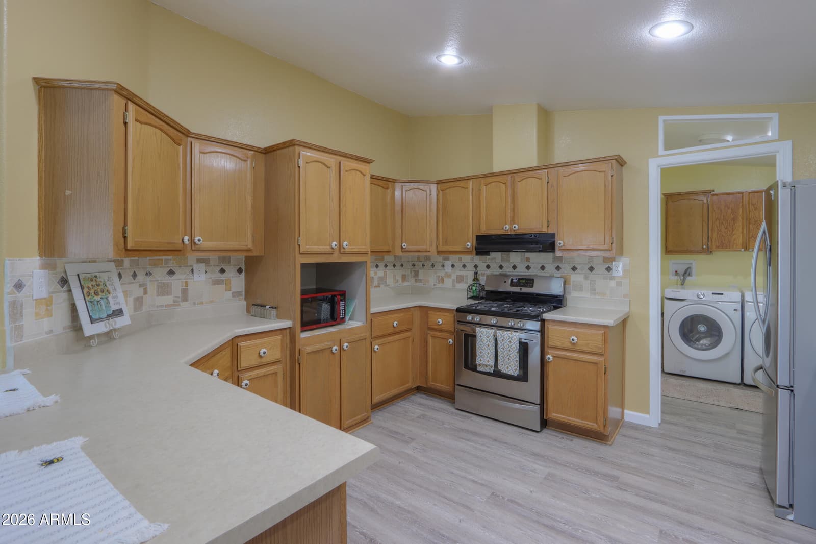 1908 S Indiana Drive, Casa Grande, AZ 85194 — photo 3 of 43