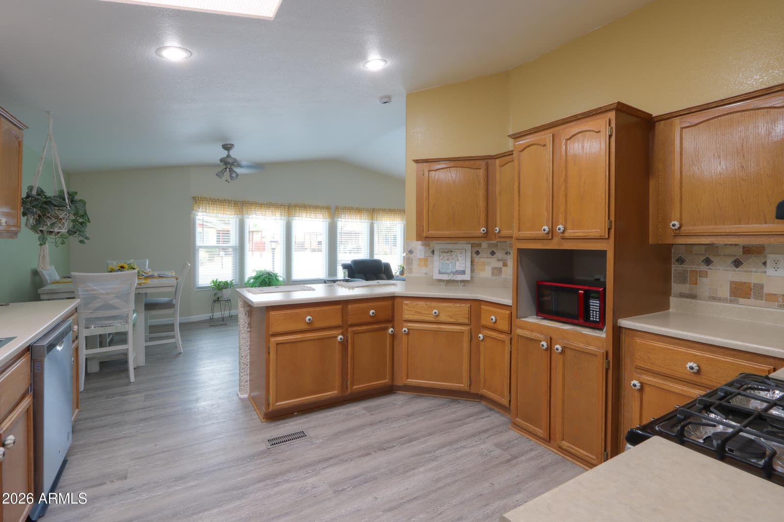 1908 S Indiana Drive, Casa Grande, AZ 85194 — photo 13 of 43