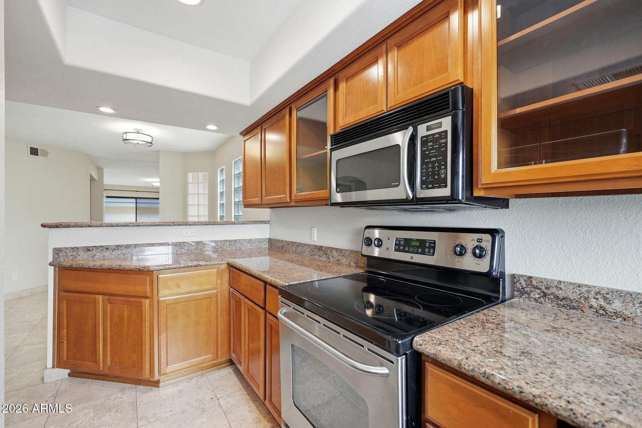 3235 E CAMELBACK Road 211, Phoenix, AZ 85018 — photo 5 of 17