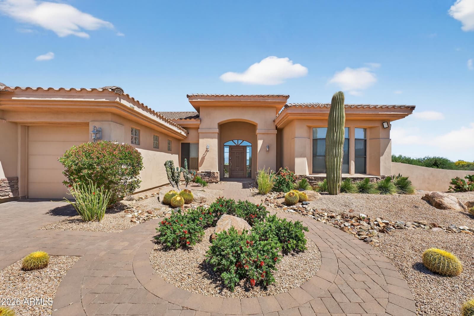 13912 E CAVEDALE Drive, Scottsdale, AZ 85262 — photo 11 of 94