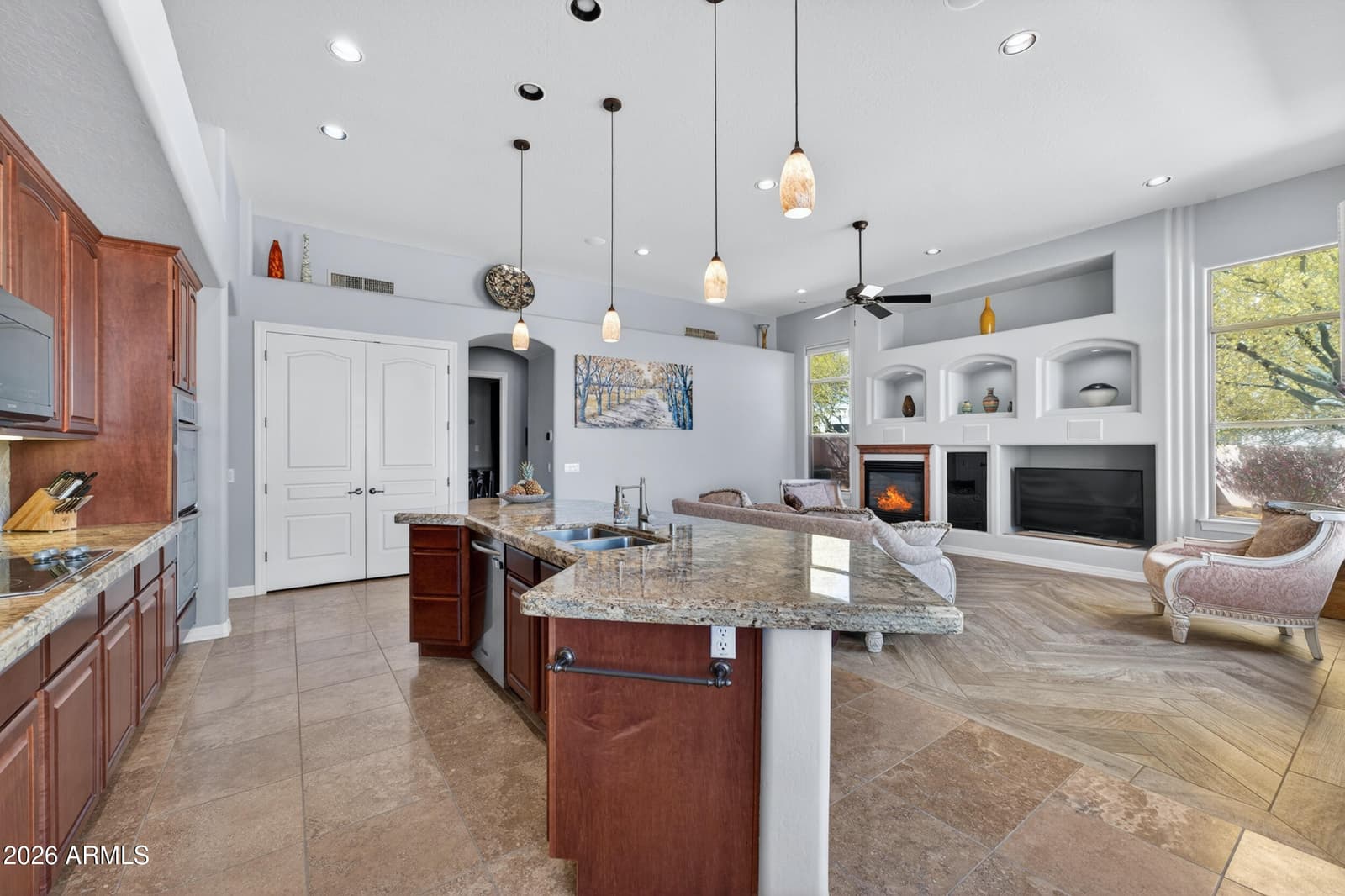 13912 E CAVEDALE Drive, Scottsdale, AZ 85262 — photo 30 of 94
