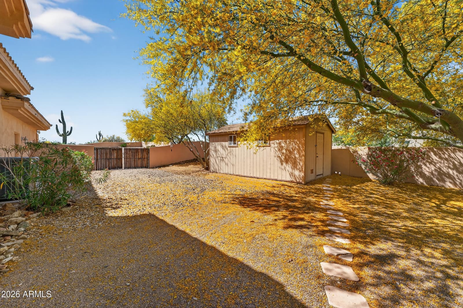 13912 E CAVEDALE Drive, Scottsdale, AZ 85262 — photo 77 of 94