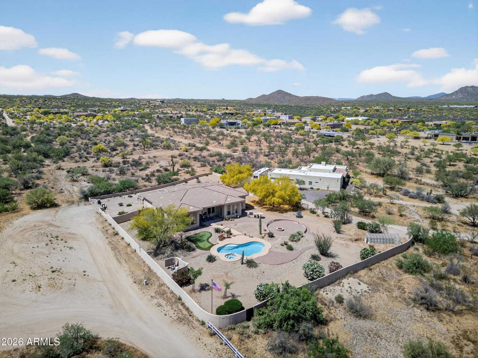 13912 E CAVEDALE Drive, Scottsdale, AZ 85262 — photo 4 of 94
