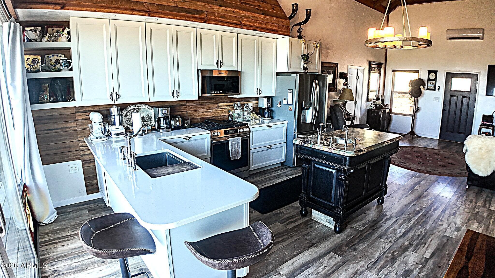 286 S Palm Road, Pearce, AZ 85625 — photo 7 of 38