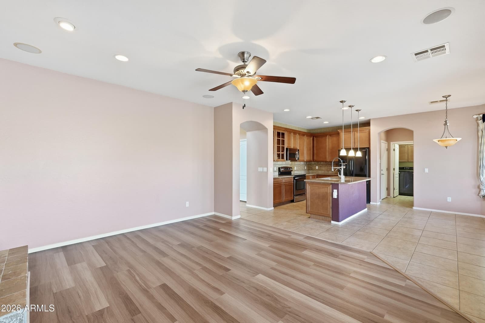 262 S SAN MARINO Loop, Casa Grande, AZ 85194 — photo 7 of 45