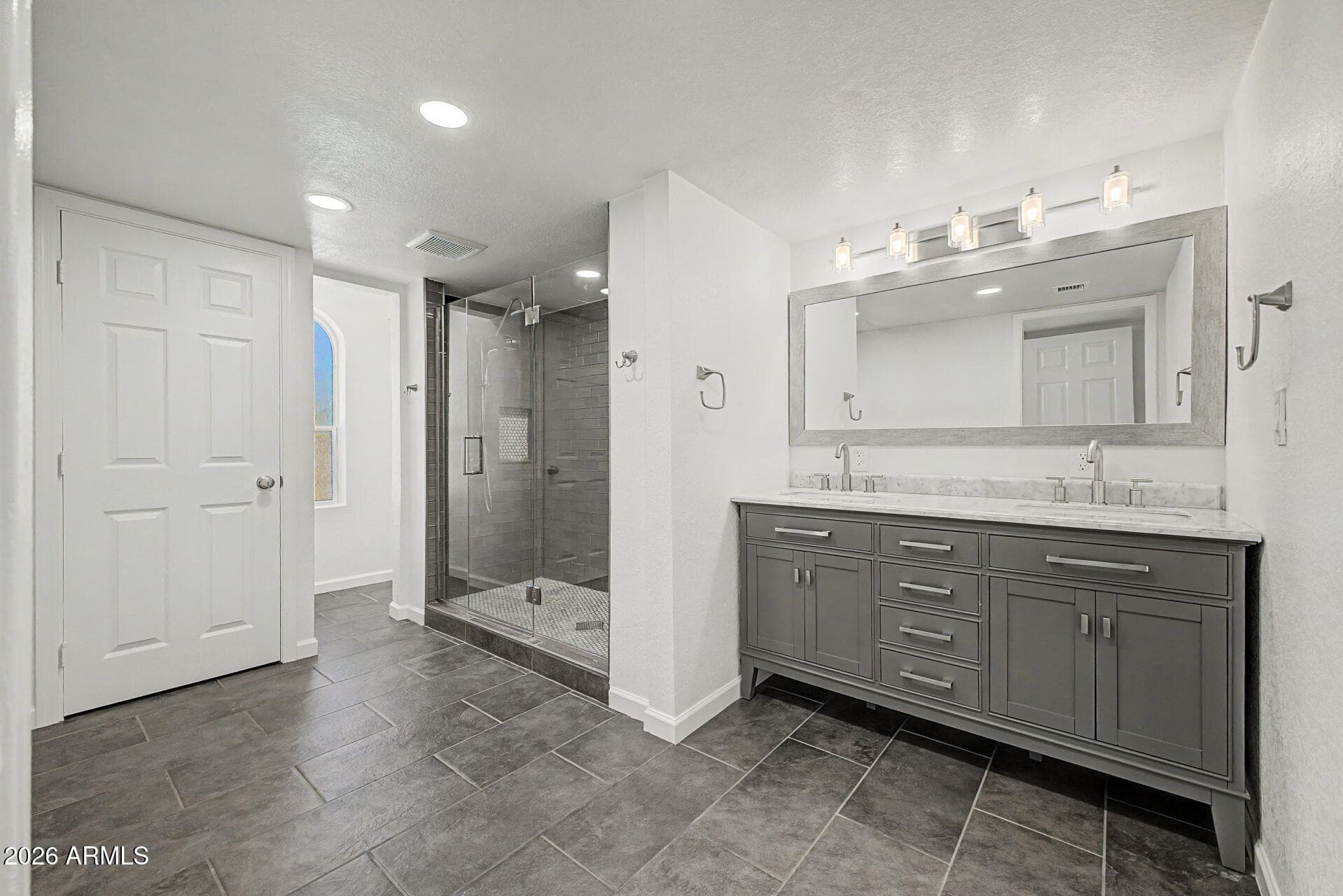 2225 E CATALINA Drive, Phoenix, AZ 85016 — photo 17 of 43