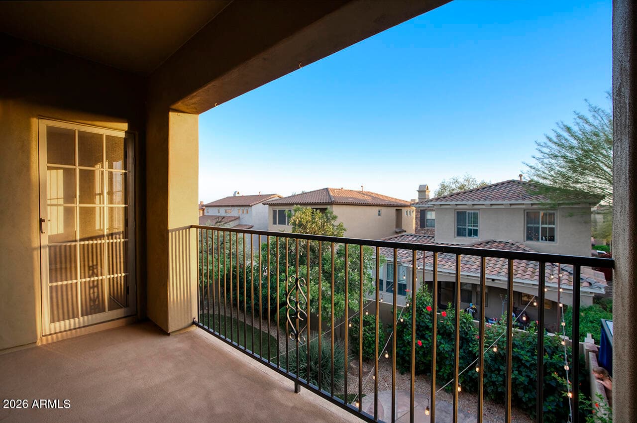 3985 E HUMMINGBIRD Lane, Phoenix, AZ 85050 — photo 20 of 47