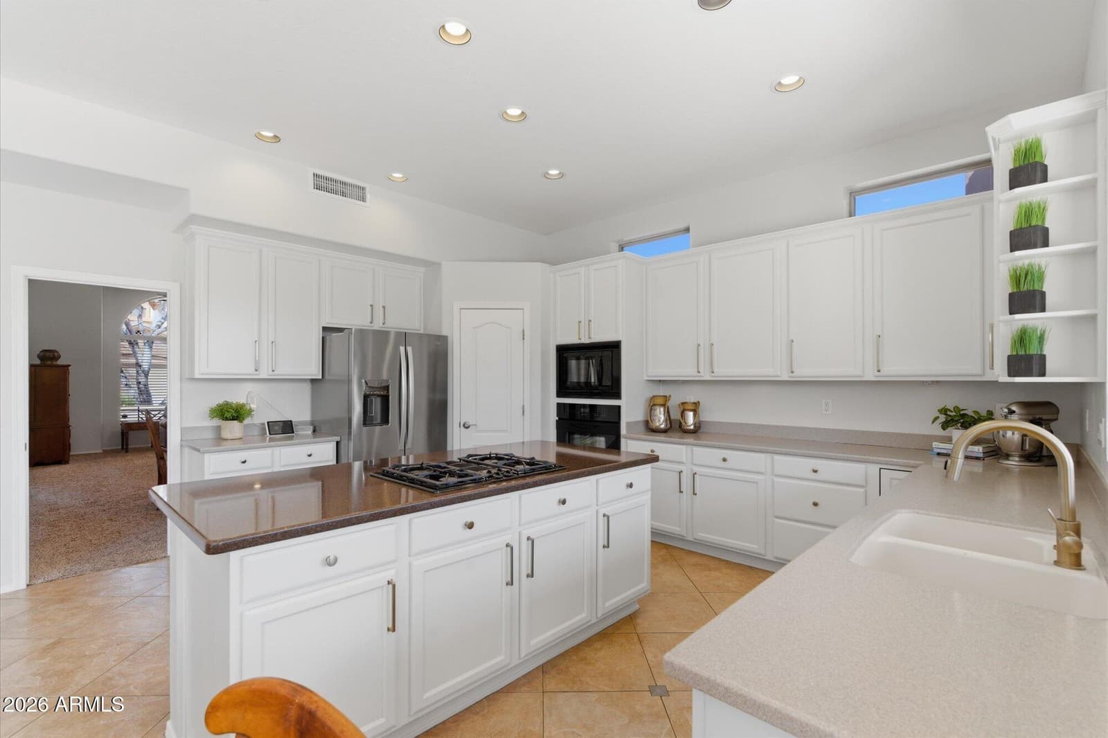 7943 E SUGARLOAF Circle, Mesa, AZ 85207 — photo 12 of 50
