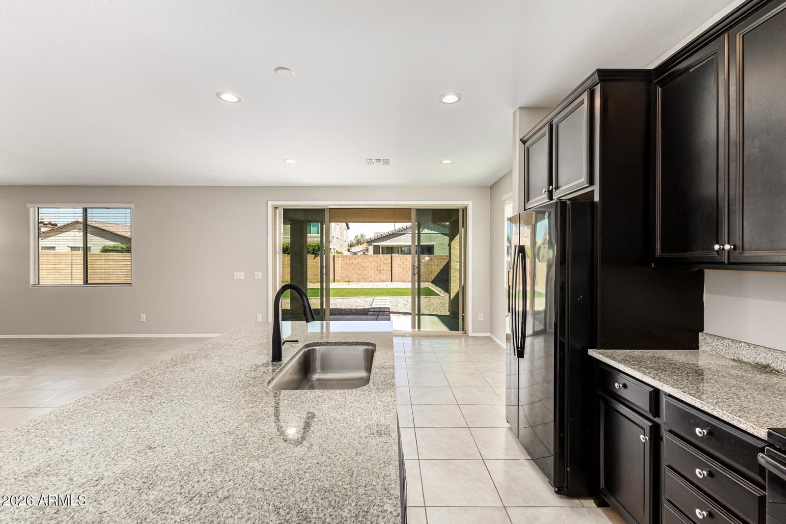 44200 W PALO ALISO Way, Maricopa, AZ 85138 — photo 11 of 38