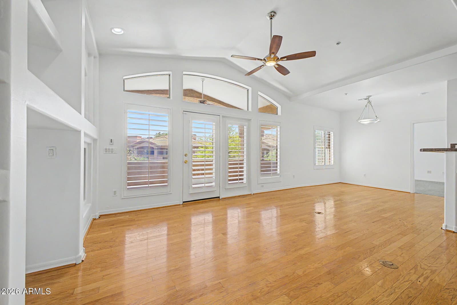 14000 N 94TH Street 1059, Scottsdale, AZ 85260 — photo 4 of 32